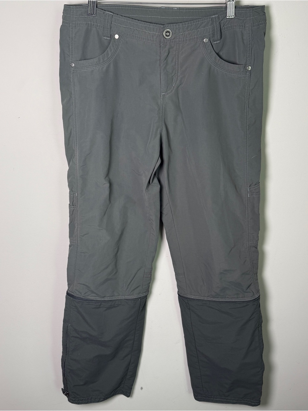 Kuhl Kliffside Gray Convertible Zip-Off Cargo Hiking Pants Women’s Size 12 Reg